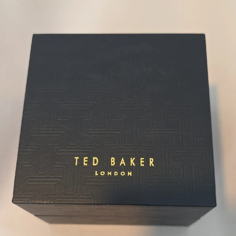 Ted Baker Women's Watch Purple Dial Floral with 2 Leather Straps NWT